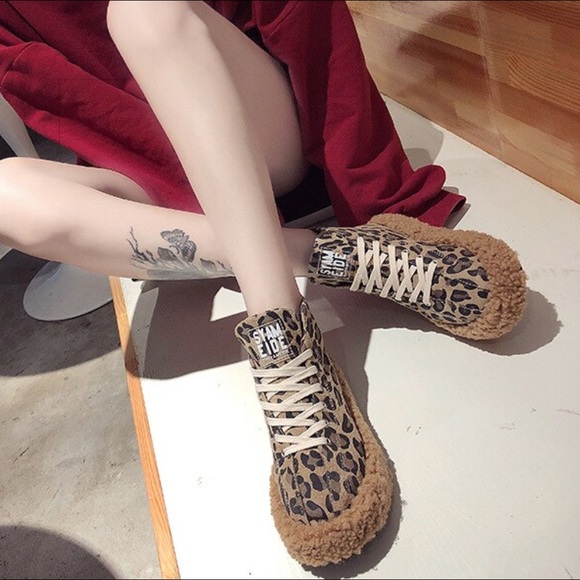 Leopard and faux fur platform lace up sneakers - Picture 2 of 9